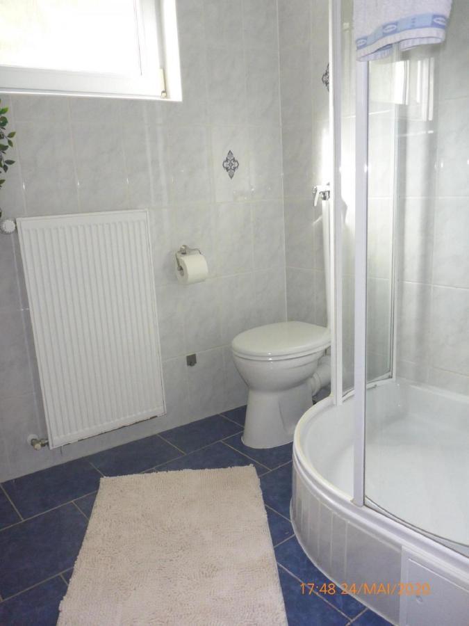 Ferienwohnung Christine Heckendalheim Экстерьер фото
